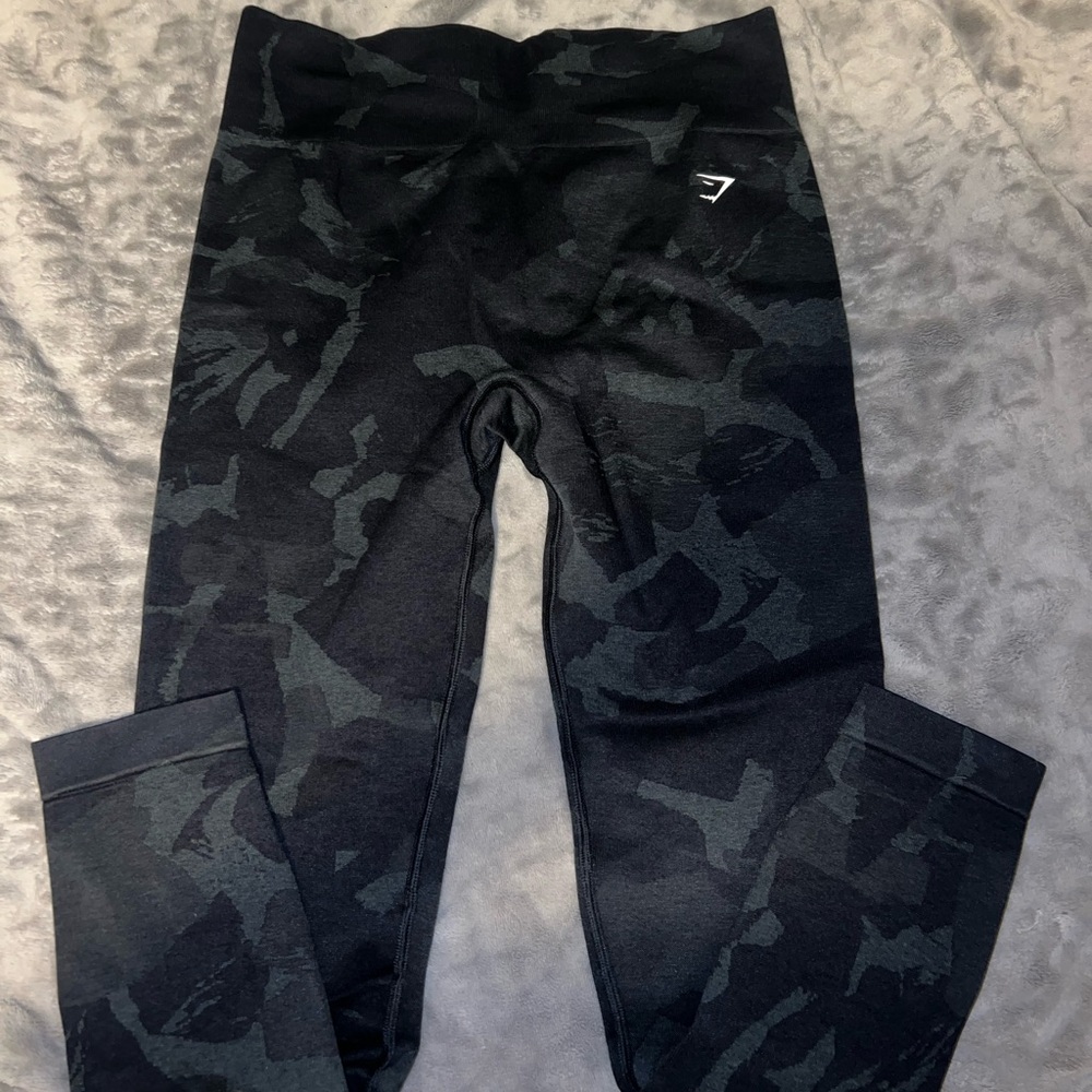 NEW black seamless Gymshark camo leggings
